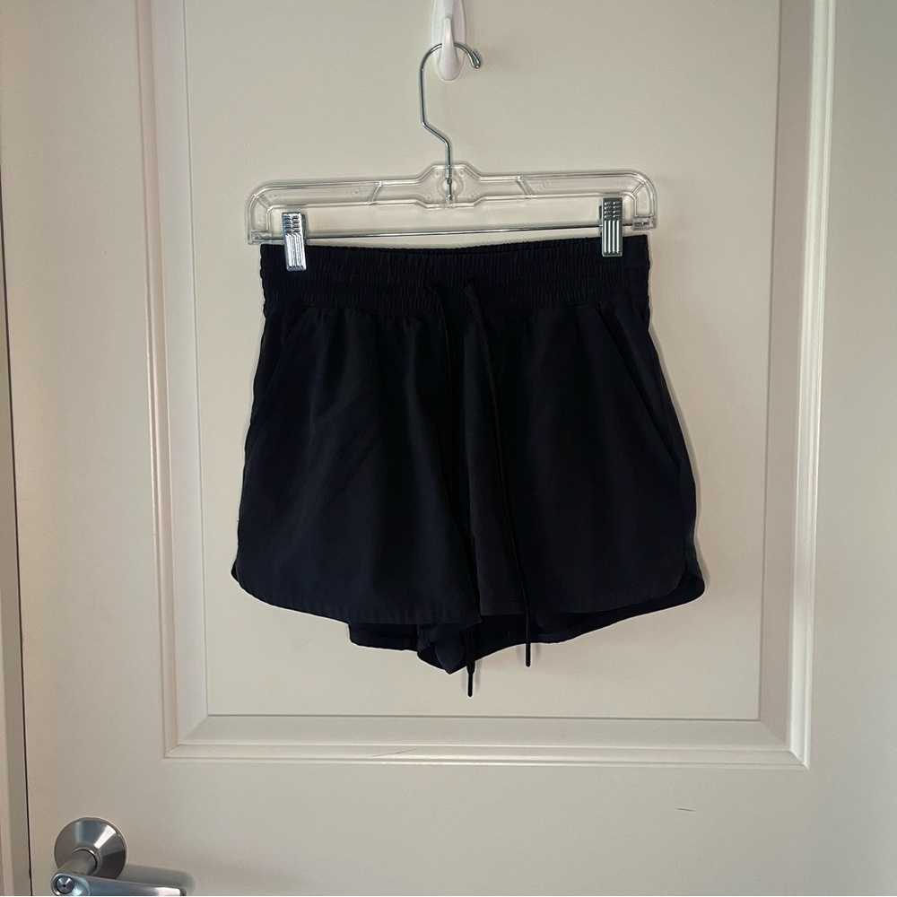 Abercrombie and Fitch YPB Black High Rise Workout Shorts